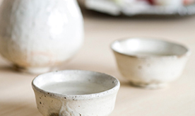 清洁食材和日本顶级清酒 (Sake)
